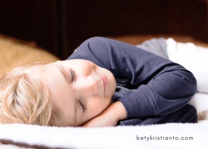 tips ajak anak tidur siang