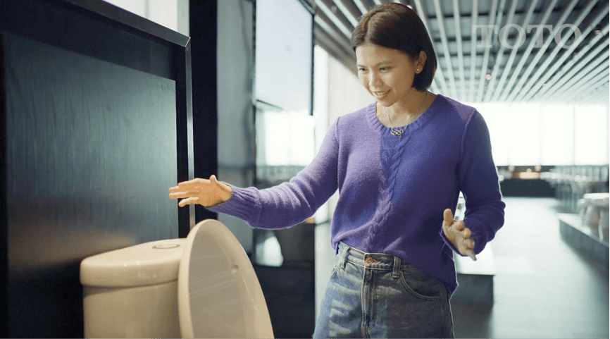 toto touchless flush toilet